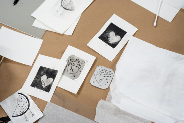 Coleccionistas_con_Malota_taller_CEI_01